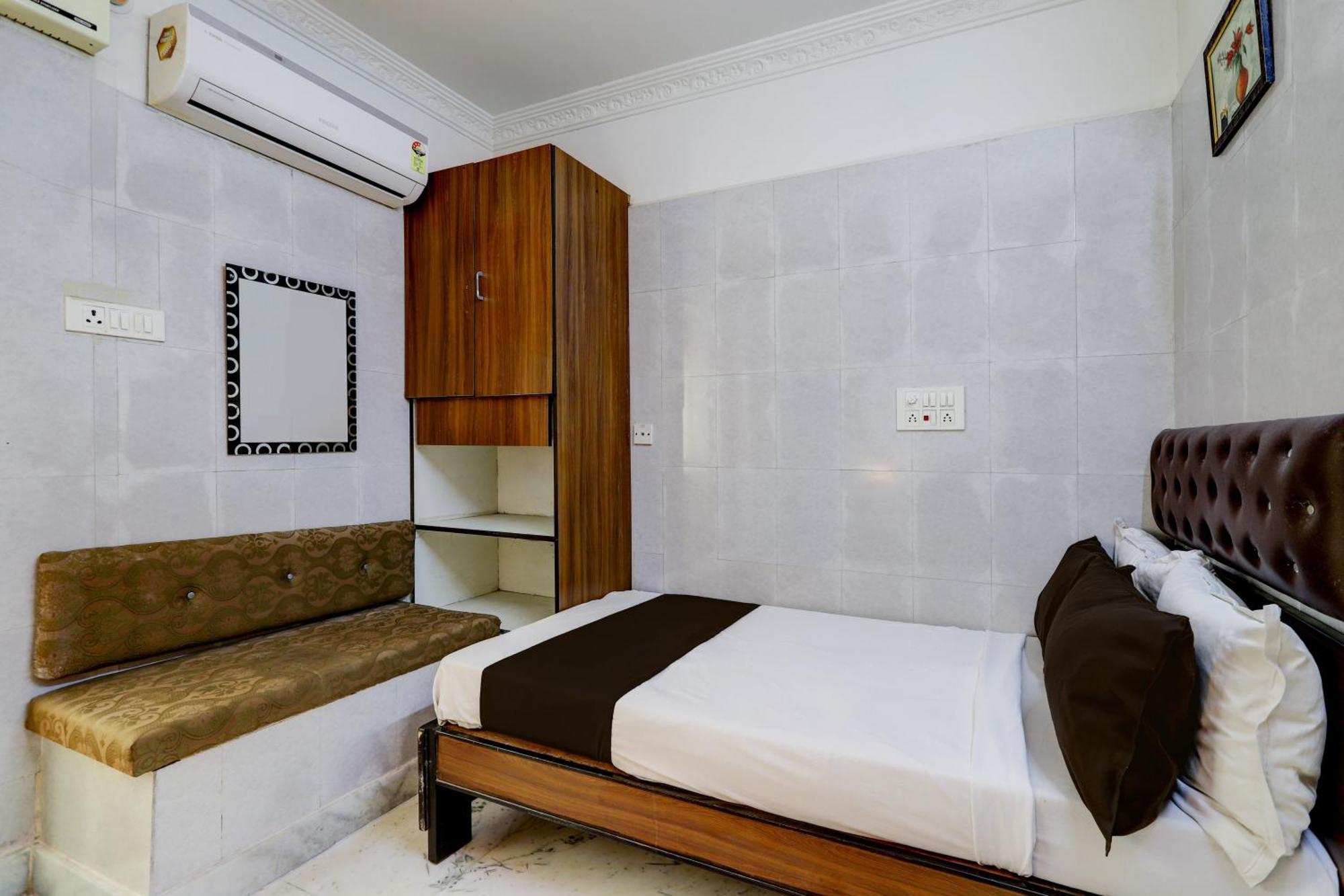 Hotel O Golden Pride Shamshabad Zewnętrze zdjęcie