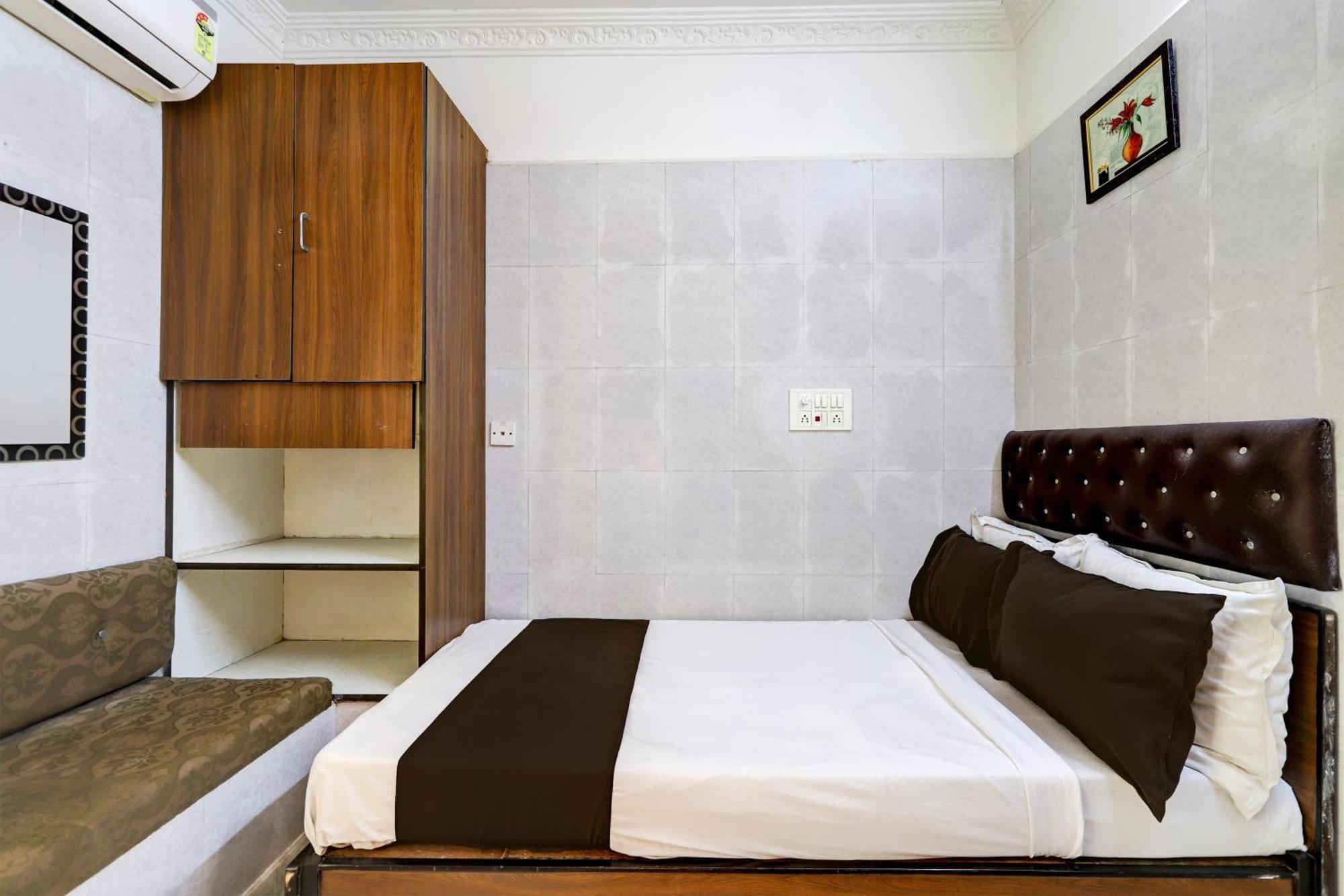 Hotel O Golden Pride Shamshabad Zewnętrze zdjęcie
