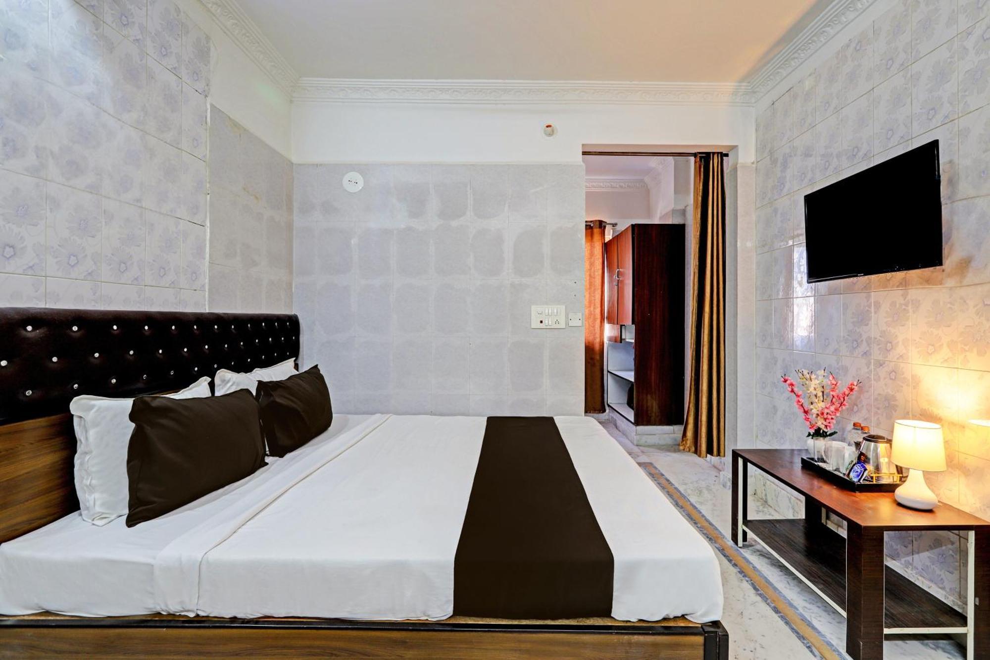 Hotel O Golden Pride Shamshabad Zewnętrze zdjęcie